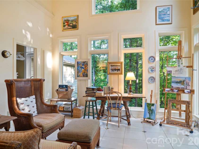 4 Citadel Lane, Hendersonville, NC 28739.  MLS# CAR4416702, YatesRealty ID 49590. 