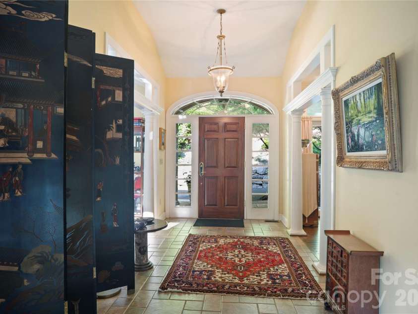 4 Citadel Lane, Hendersonville, NC 28739.  MLS# CAR4416702, YatesRealty ID 49590. 