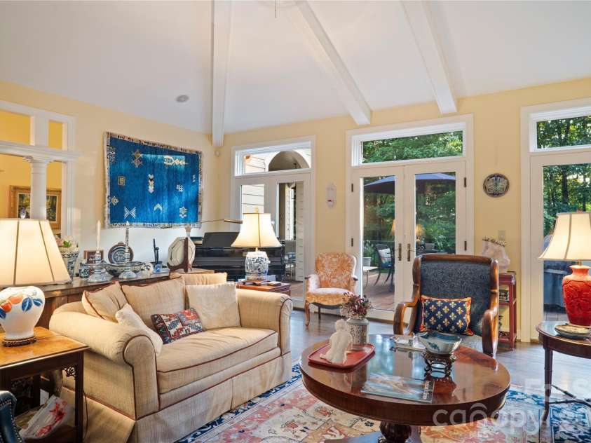4 Citadel Lane, Hendersonville, NC 28739.  MLS# CAR4416702, YatesRealty ID 49590. 