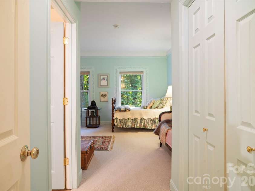 4 Citadel Lane, Hendersonville, NC 28739.  MLS# CAR4416702, YatesRealty ID 49590. 