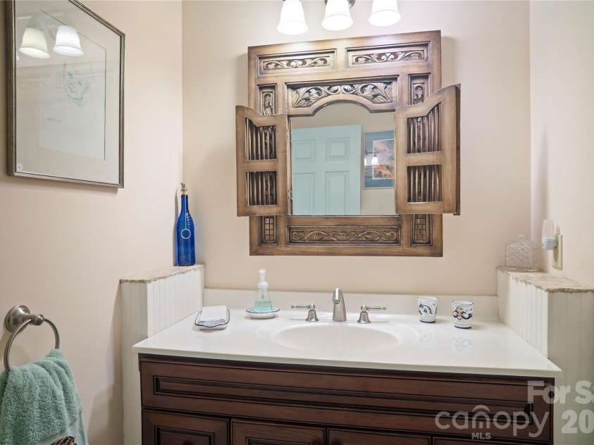 4 Citadel Lane, Hendersonville, NC 28739.  MLS# CAR4416702, YatesRealty ID 49590. 