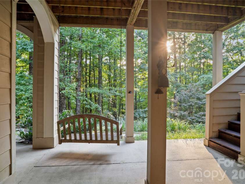 4 Citadel Lane, Hendersonville, NC 28739.  MLS# CAR4416702, YatesRealty ID 49590. 