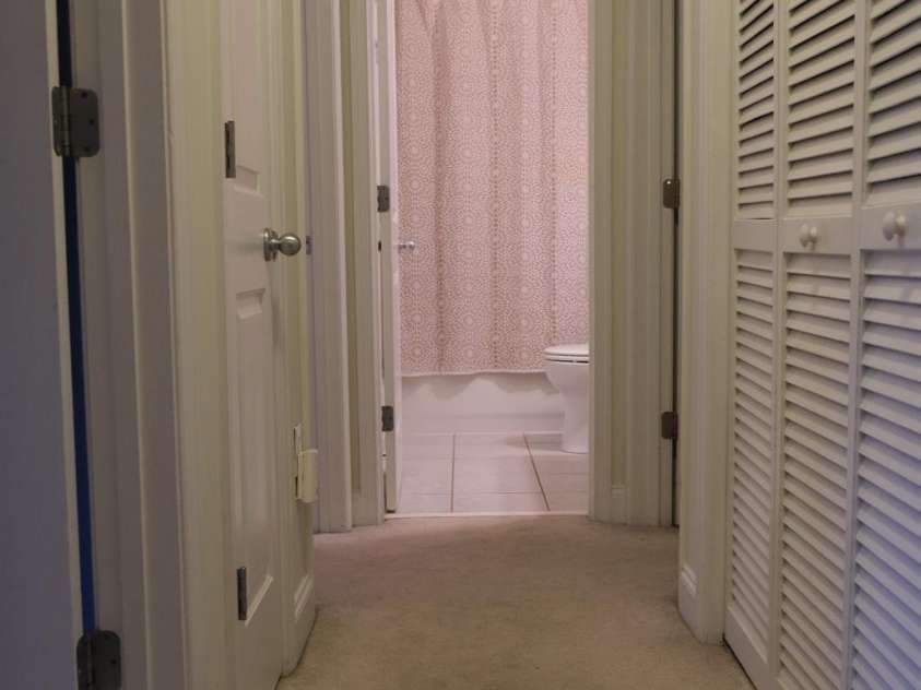 930 Gracie Way, Charlotte, NC 28204.  MLS# CAR4405829, YatesRealty ID 49591. Upstairs Hallway