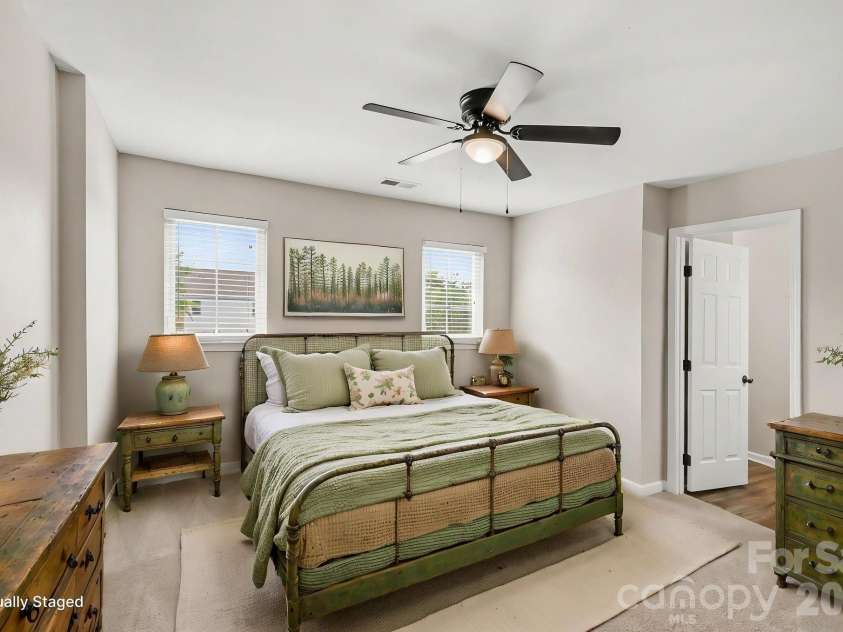 4960 Sunburst Lane, Charlotte, NC 28213.  MLS# CAR4419338, YatesRealty ID 49592. Virtually staged primary bedroom