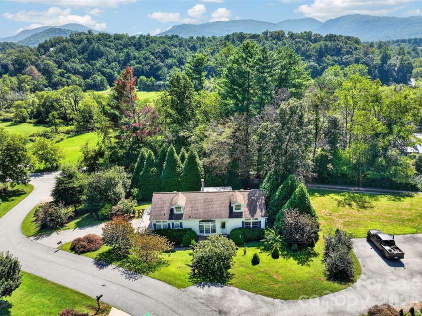 6 Enochs Way, Fletcher, NC 28732.  MLS# CAR4422708, YatesRealty ID 49593. 