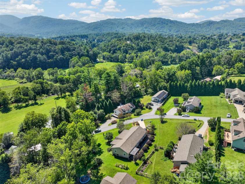 6 Enochs Way, Fletcher, NC 28732.  MLS# CAR4422708, YatesRealty ID 49593. 