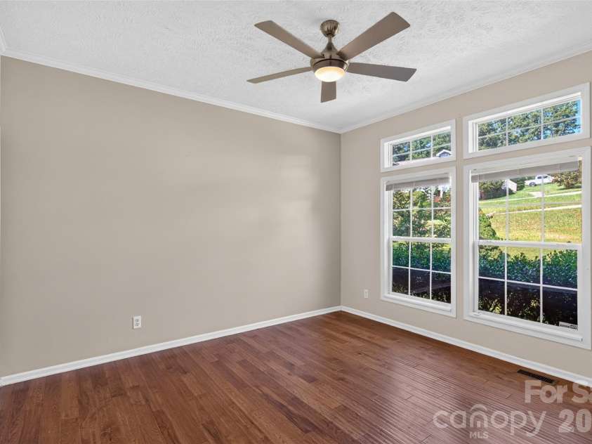 6 Enochs Way, Fletcher, NC 28732.  MLS# CAR4422708, YatesRealty ID 49593. Front guest bedroom