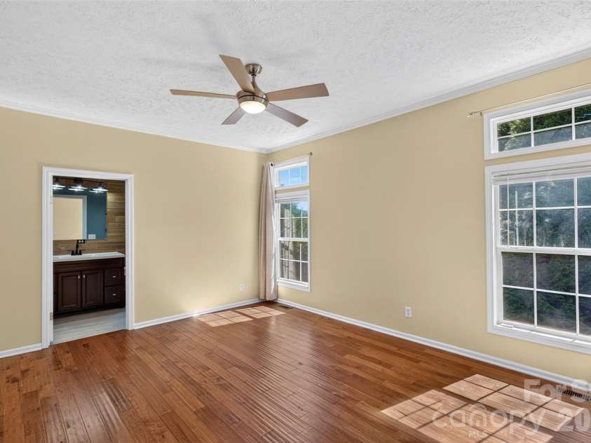 6 Enochs Way, Fletcher, NC 28732.  MLS# CAR4422708, YatesRealty ID 49593. Primary bedroom
