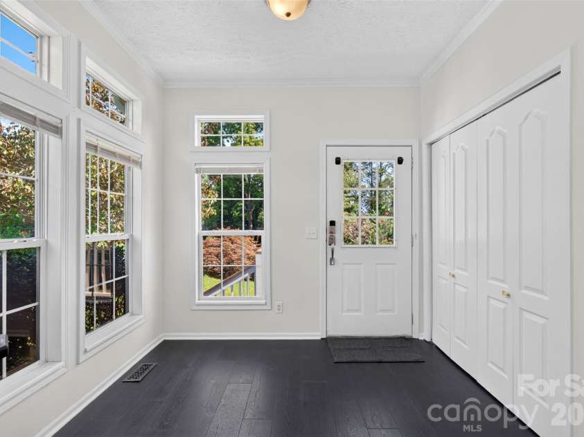 6 Enochs Way, Fletcher, NC 28732.  MLS# CAR4422708, YatesRealty ID 49593. Sunny eat in kitchen