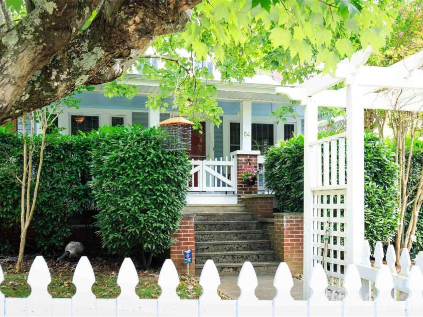 54 Belmont Avenue, Asheville, NC 28806.  MLS# CAR4420958, YatesRealty ID 49597. 