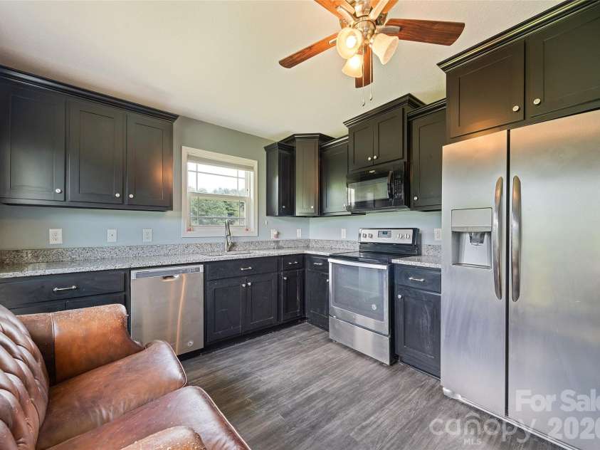 232 Applehill Drive, Waynesville, NC 28786.  MLS# CAR4385199, YatesRealty ID 49598. 