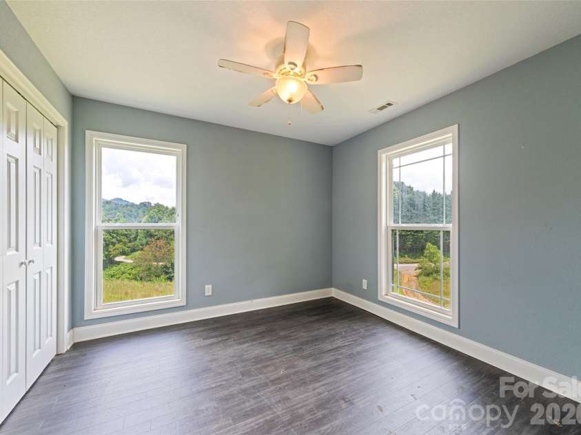 232 Applehill Drive, Waynesville, NC 28786.  MLS# CAR4385199, YatesRealty ID 49598. 