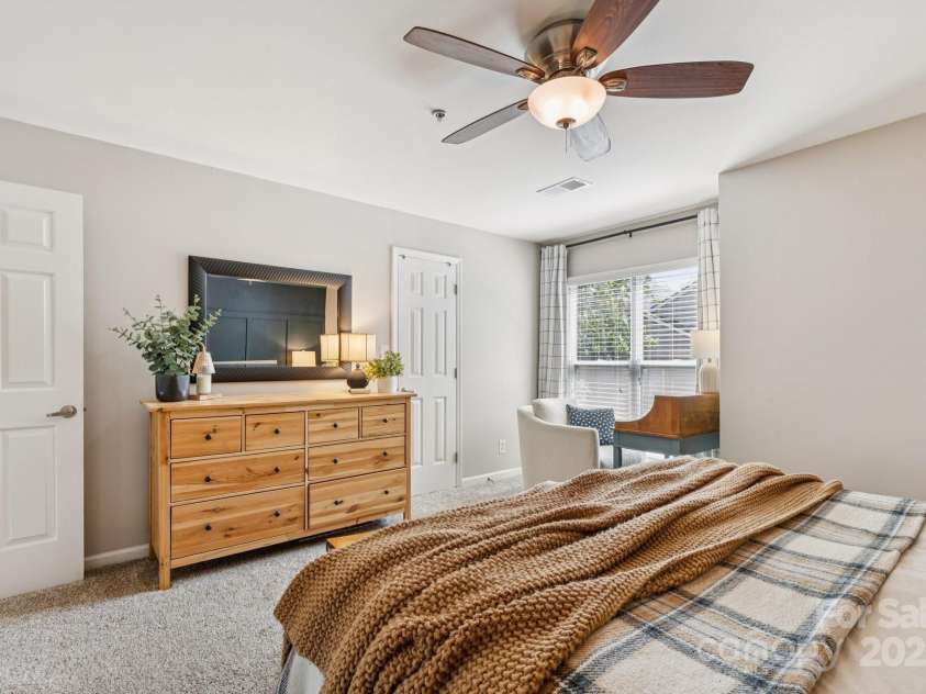 509 Graham Street, Charlotte, NC 28202.  MLS# CAR4292760, YatesRealty ID 4960. Bedroom #2 - both bedrooms have plenty of space for a work station or additional seating!