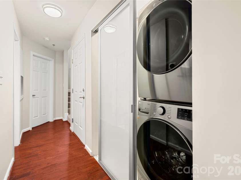 509 Graham Street, Charlotte, NC 28202.  MLS# CAR4333600, YatesRealty ID 4960. 