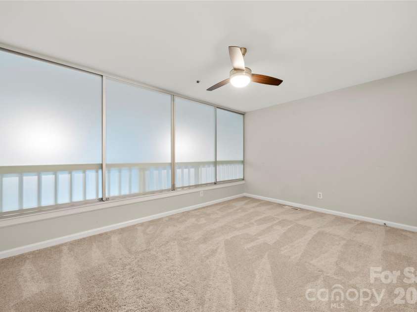 509 Graham Street, Charlotte, NC 28202.  MLS# CAR4333600, YatesRealty ID 4960. 