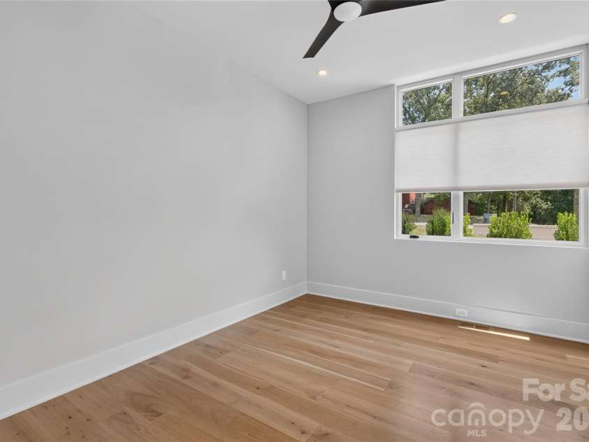 5620 Merry Mount Drive, Charlotte, NC 28226.  MLS# CAR4420251, YatesRealty ID 49600. 