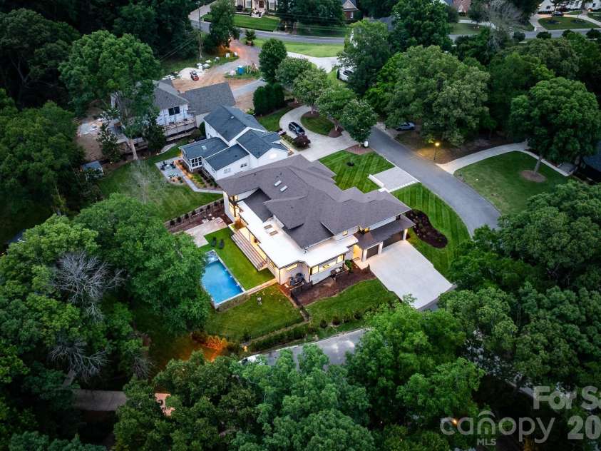 5620 Merry Mount Drive, Charlotte, NC 28226.  MLS# CAR4420251, YatesRealty ID 49600. 