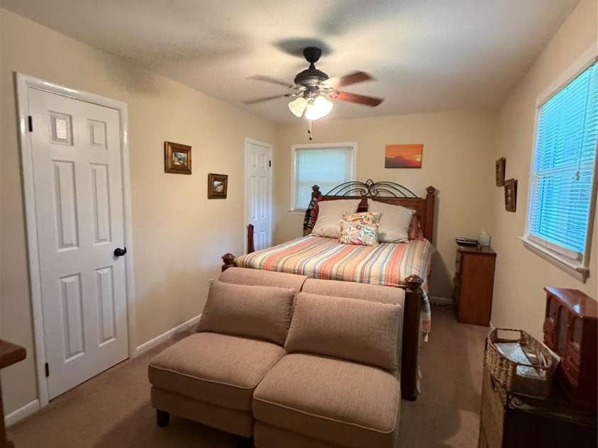 192 Heritage View Road, Hickory, NC 28601.  MLS# CAR4422454, YatesRealty ID 49601. 