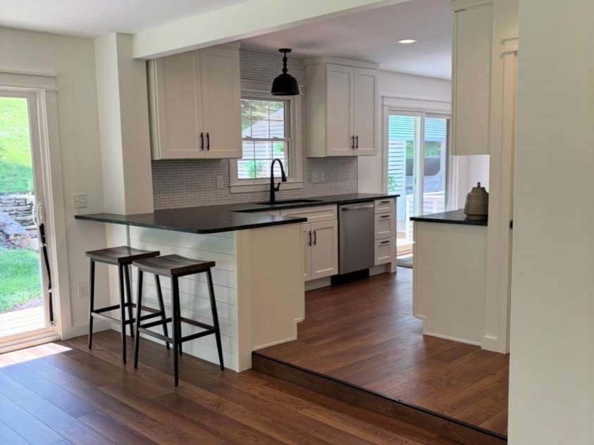6 Green Knoll Drive, Candler, NC 28715.  MLS# CAR4419811, YatesRealty ID 49603. 