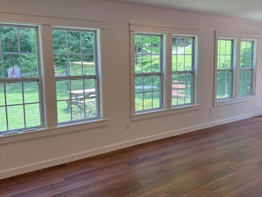 6 Green Knoll Drive, Candler, NC 28715.  MLS# CAR4419811, YatesRealty ID 49603. 