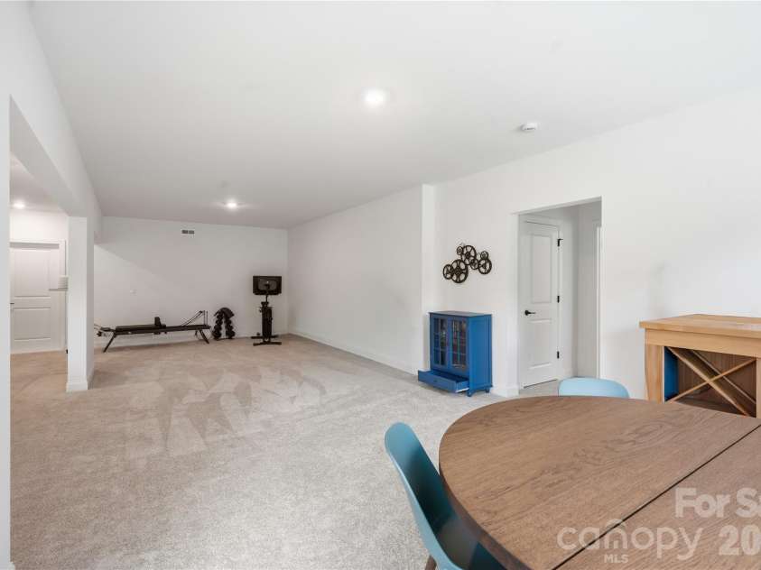 14703 Keyes Meadow Way, Huntersville, NC 28078.  MLS# CAR4420388, YatesRealty ID 49605. 