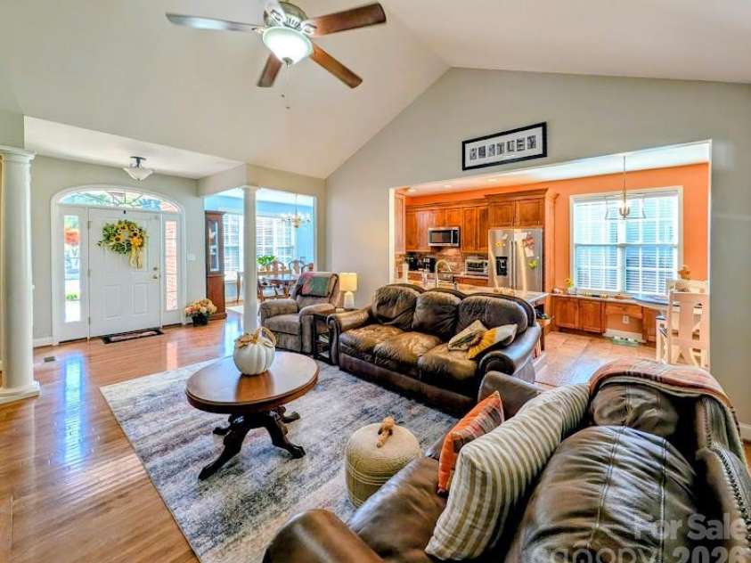103 Henrys Glen Drive, Morganton, NC 28655.  MLS# CAR4422225, YatesRealty ID 49607. 