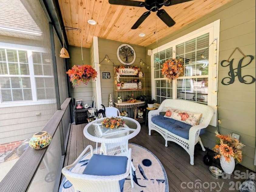 103 Henrys Glen Drive, Morganton, NC 28655.  MLS# CAR4422225, YatesRealty ID 49607. 