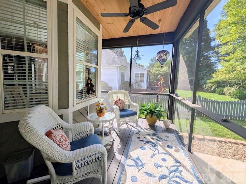 103 Henrys Glen Drive, Morganton, NC 28655.  MLS# CAR4422225, YatesRealty ID 49607. 
