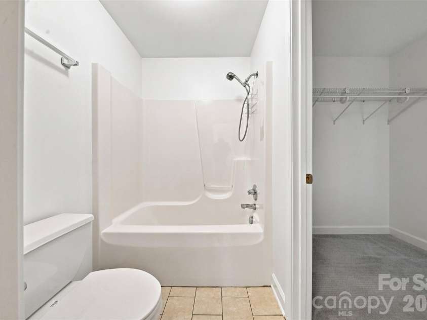 3707 Fieldhaven Court, Maiden, NC 28650.  MLS# CAR4422870, YatesRealty ID 49608. 