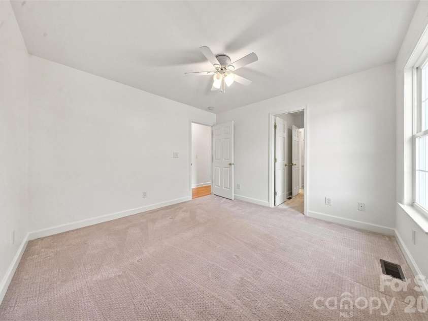 3707 Fieldhaven Court, Maiden, NC 28650.  MLS# CAR4422870, YatesRealty ID 49608. 