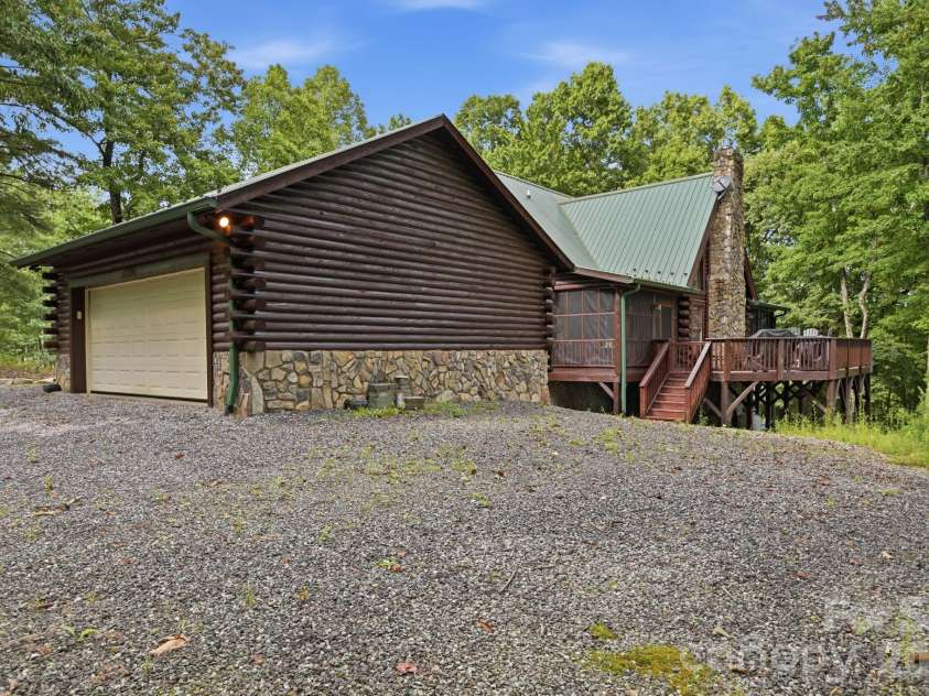 2235 Buck Mountain Road, Purlear, NC 28665.  MLS# CAR4422892, YatesRealty ID 49609. 