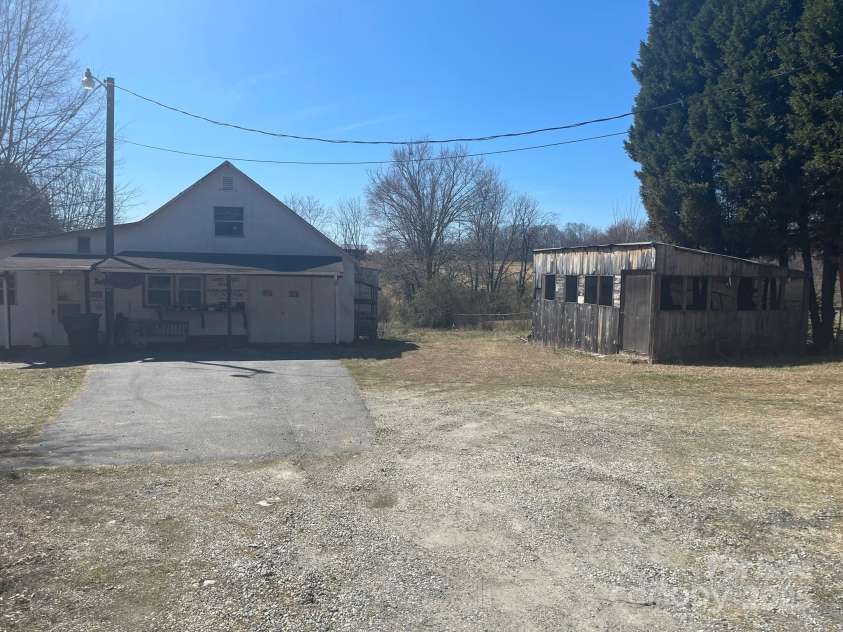 3045 Woodleaf Road, Salisbury, NC 28147.  MLS# CAR4224268, YatesRealty ID 4961. 