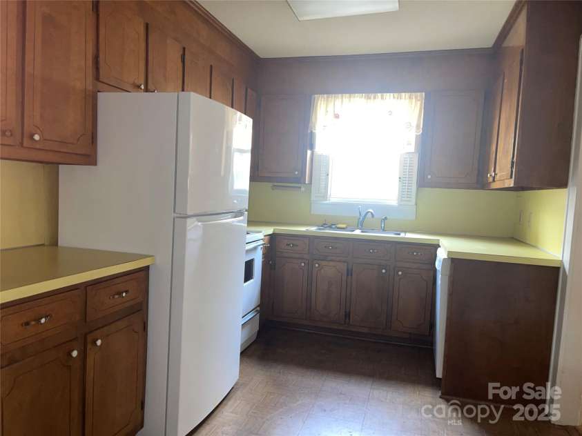 3045 Woodleaf Road, Salisbury, NC 28147.  MLS# CAR4224268, YatesRealty ID 4961. 