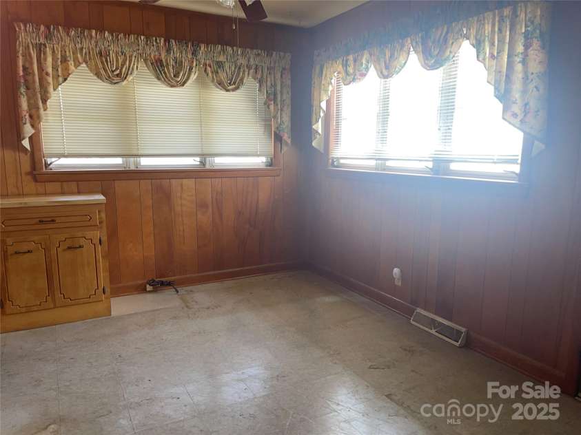3045 Woodleaf Road, Salisbury, NC 28147.  MLS# CAR4224268, YatesRealty ID 4961. 