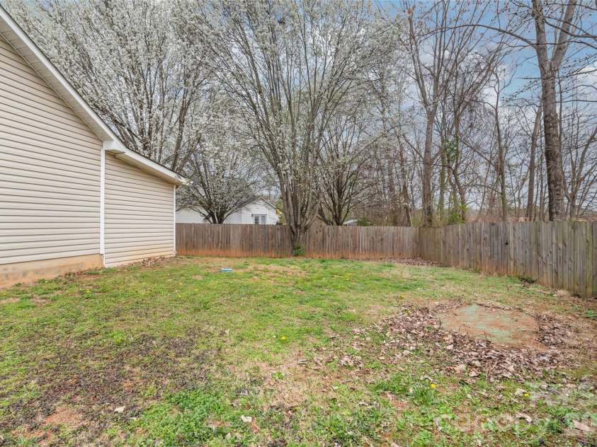 5804 Crosswinds Court, Indian Trail, NC 28079.  MLS# CAR4355860, YatesRealty ID 4961. 