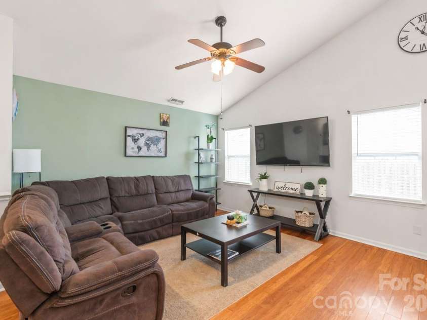 5804 Crosswinds Court, Indian Trail, NC 28079.  MLS# CAR4355860, YatesRealty ID 4961. Great Room with Vaulted Ceilings - Decor Virtually Enhanced