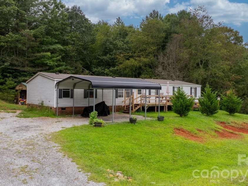 2461 Shadowbrook Drive, Lenoir, NC 28645.  MLS# CAR4420754, YatesRealty ID 49611. 