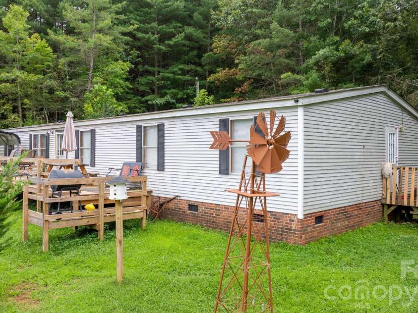 2461 Shadowbrook Drive, Lenoir, NC 28645.  MLS# CAR4420754, YatesRealty ID 49611. 