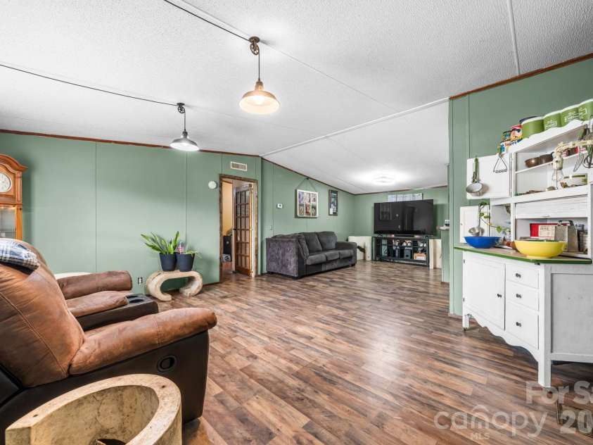 2461 Shadowbrook Drive, Lenoir, NC 28645.  MLS# CAR4420754, YatesRealty ID 49611. 