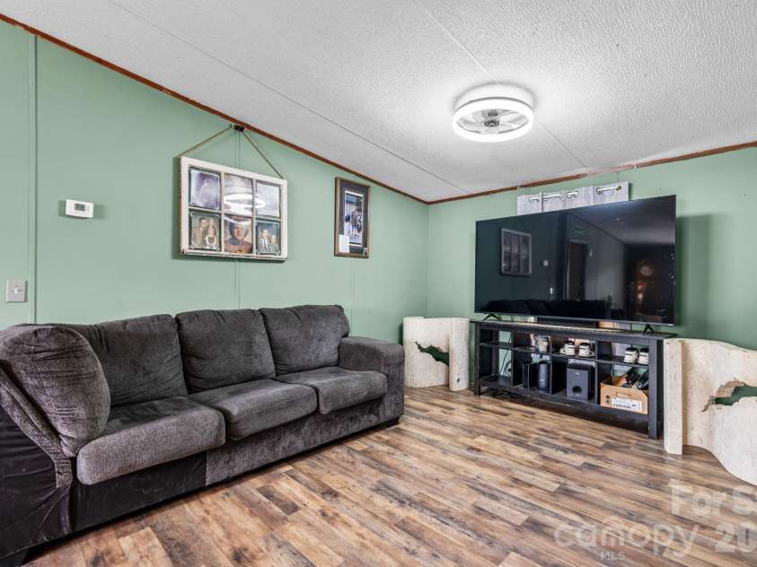 2461 Shadowbrook Drive, Lenoir, NC 28645.  MLS# CAR4420754, YatesRealty ID 49611. 