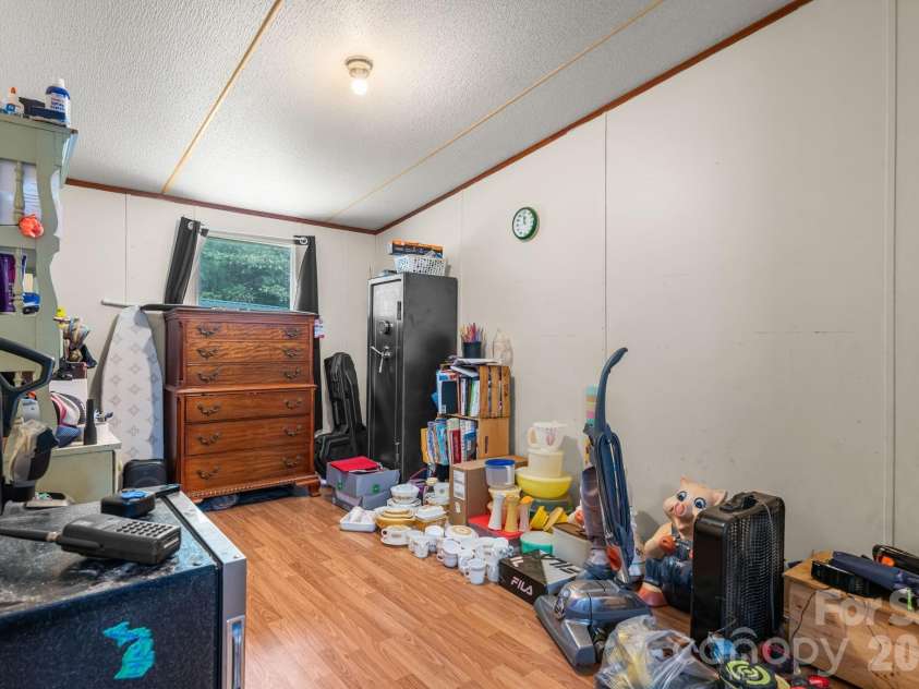 2461 Shadowbrook Drive, Lenoir, NC 28645.  MLS# CAR4420754, YatesRealty ID 49611. 