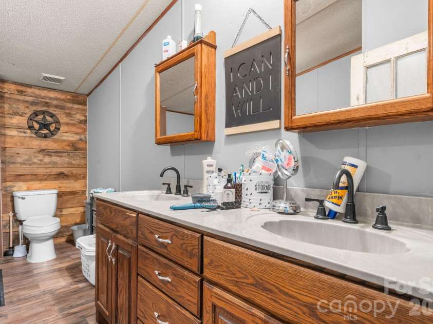 2461 Shadowbrook Drive, Lenoir, NC 28645.  MLS# CAR4420754, YatesRealty ID 49611. 