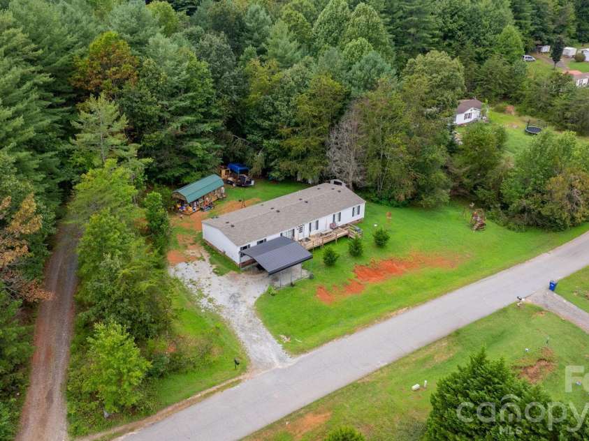 2461 Shadowbrook Drive, Lenoir, NC 28645.  MLS# CAR4420754, YatesRealty ID 49611. 