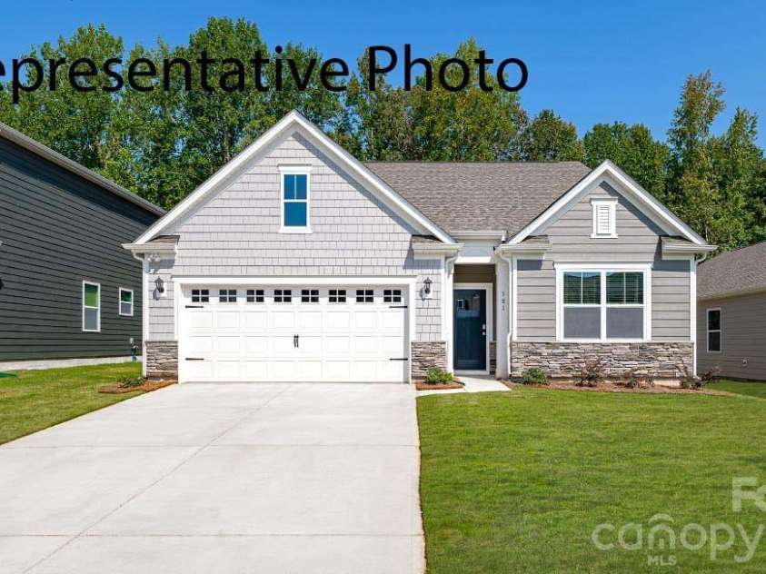 3617 Honey Locust Lane, Gastonia, NC 28056.  MLS# CAR4422952, YatesRealty ID 49617. 
