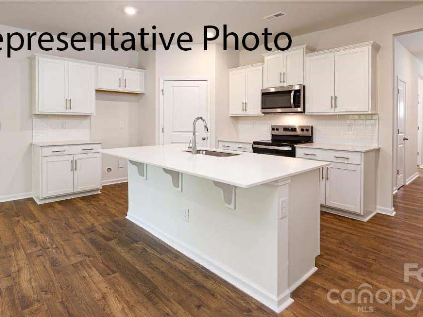3617 Honey Locust Lane, Gastonia, NC 28056.  MLS# CAR4422952, YatesRealty ID 49617. 