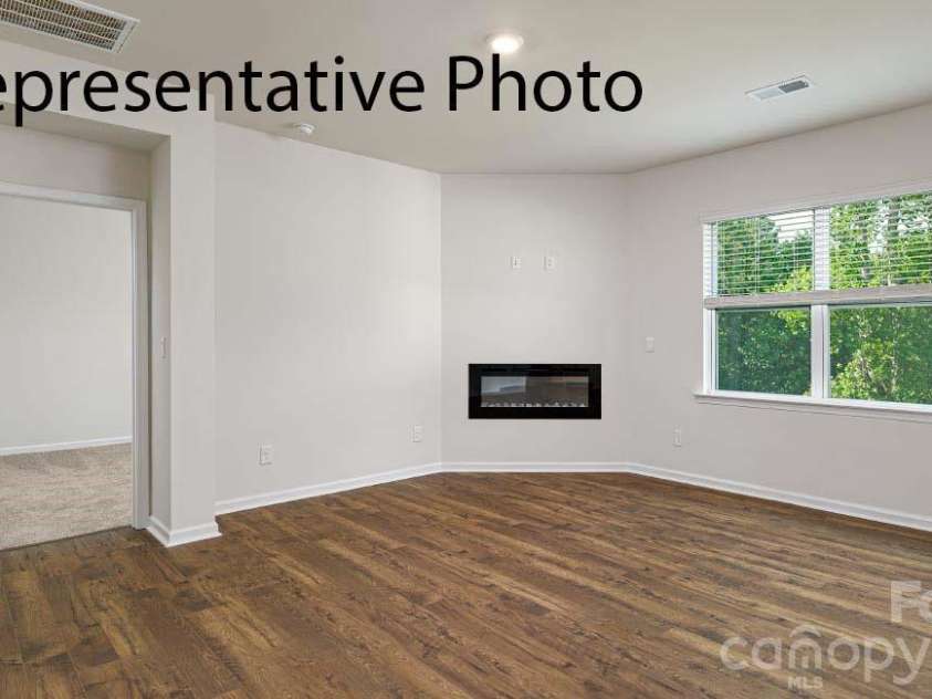 3617 Honey Locust Lane, Gastonia, NC 28056.  MLS# CAR4422952, YatesRealty ID 49617. 