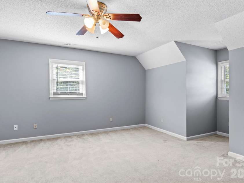 2513 Newington Court, Clemmons, NC 27012.  MLS# CAR4422934, YatesRealty ID 49621. 