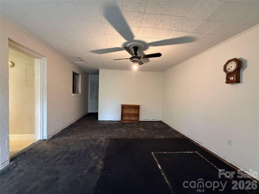 75 Enchantment Circle, Etowah, NC 28729.  MLS# CAR4420135, YatesRealty ID 49623. 