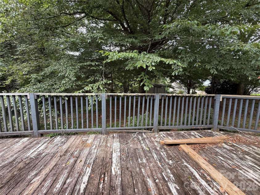 75 Enchantment Circle, Etowah, NC 28729.  MLS# CAR4420135, YatesRealty ID 49623. 