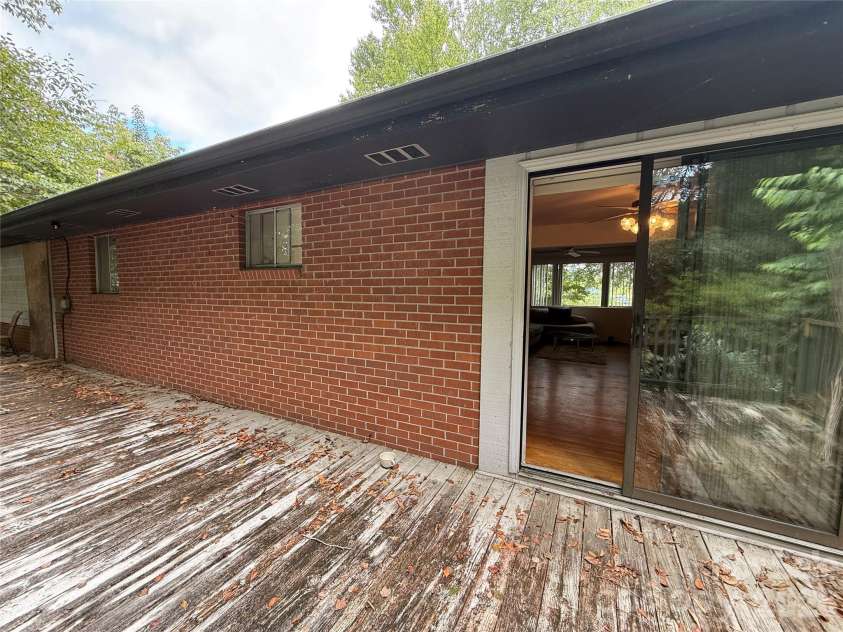 75 Enchantment Circle, Etowah, NC 28729.  MLS# CAR4420135, YatesRealty ID 49623. 